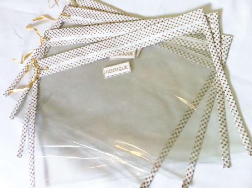 saco plástico transparente para roupas